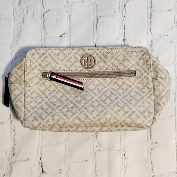 Tommy Hilfiger Monogram Cosmetic Make-up Bag - Picture 1 of 6